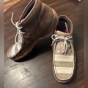 Men’s twisted X’s size 13